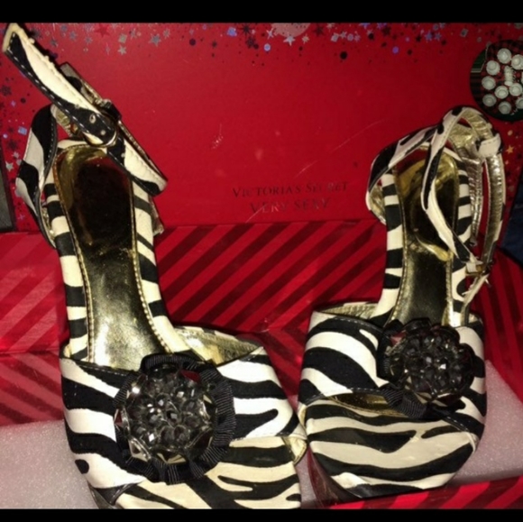 Victoria secret heals - Picture 1 of 1